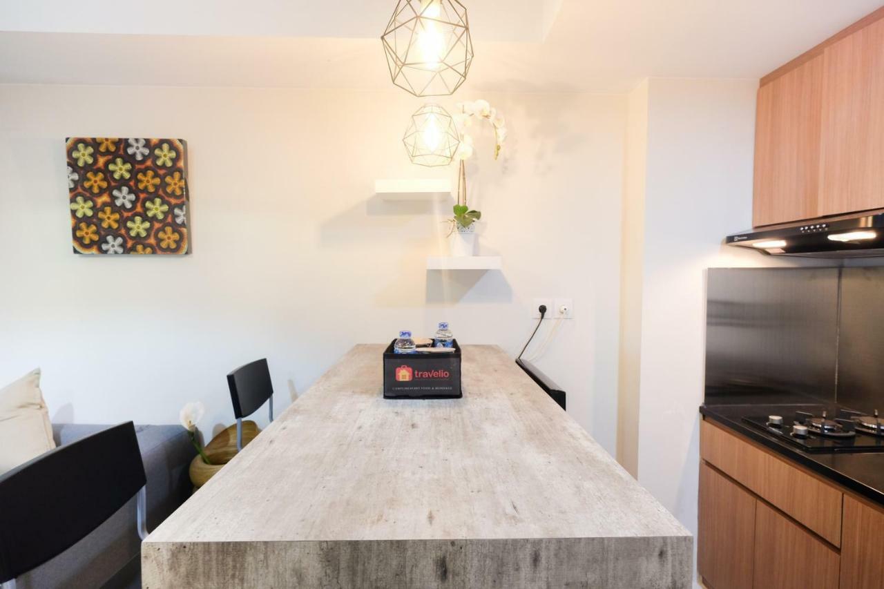 Modern And Bright 2br Springlake By Travelio